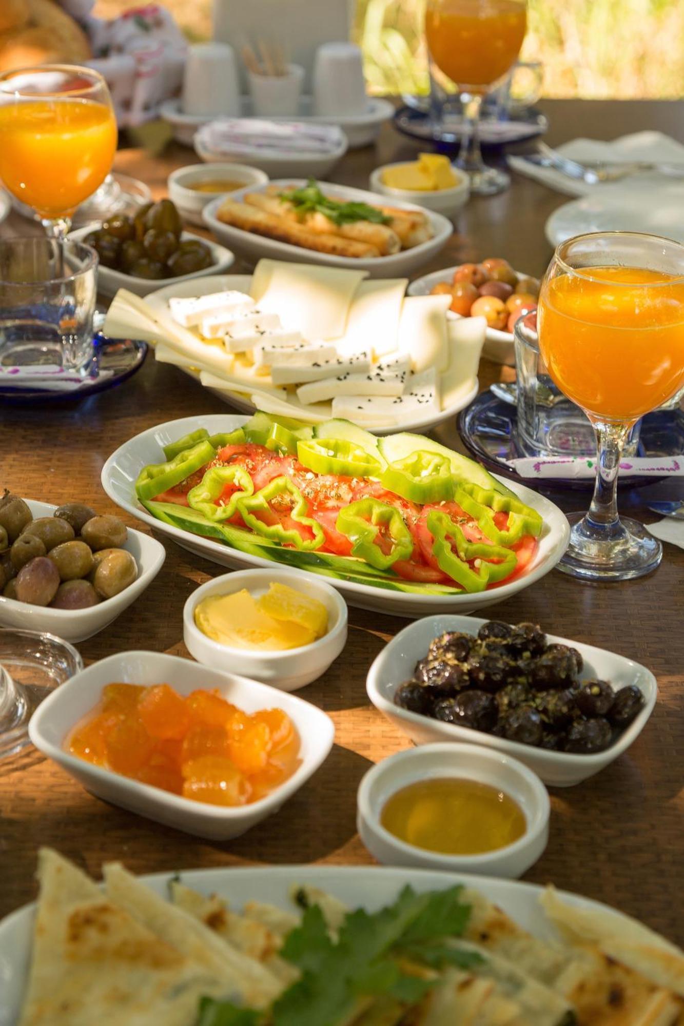 Secret Garden Hotel & Bungalows Çıralı Eksteriør billede